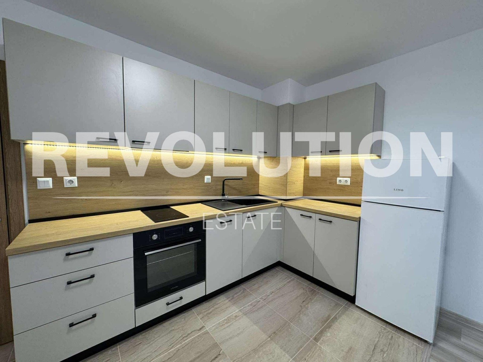 Дава под наем 2-СТАЕН, гр. Варна, Център