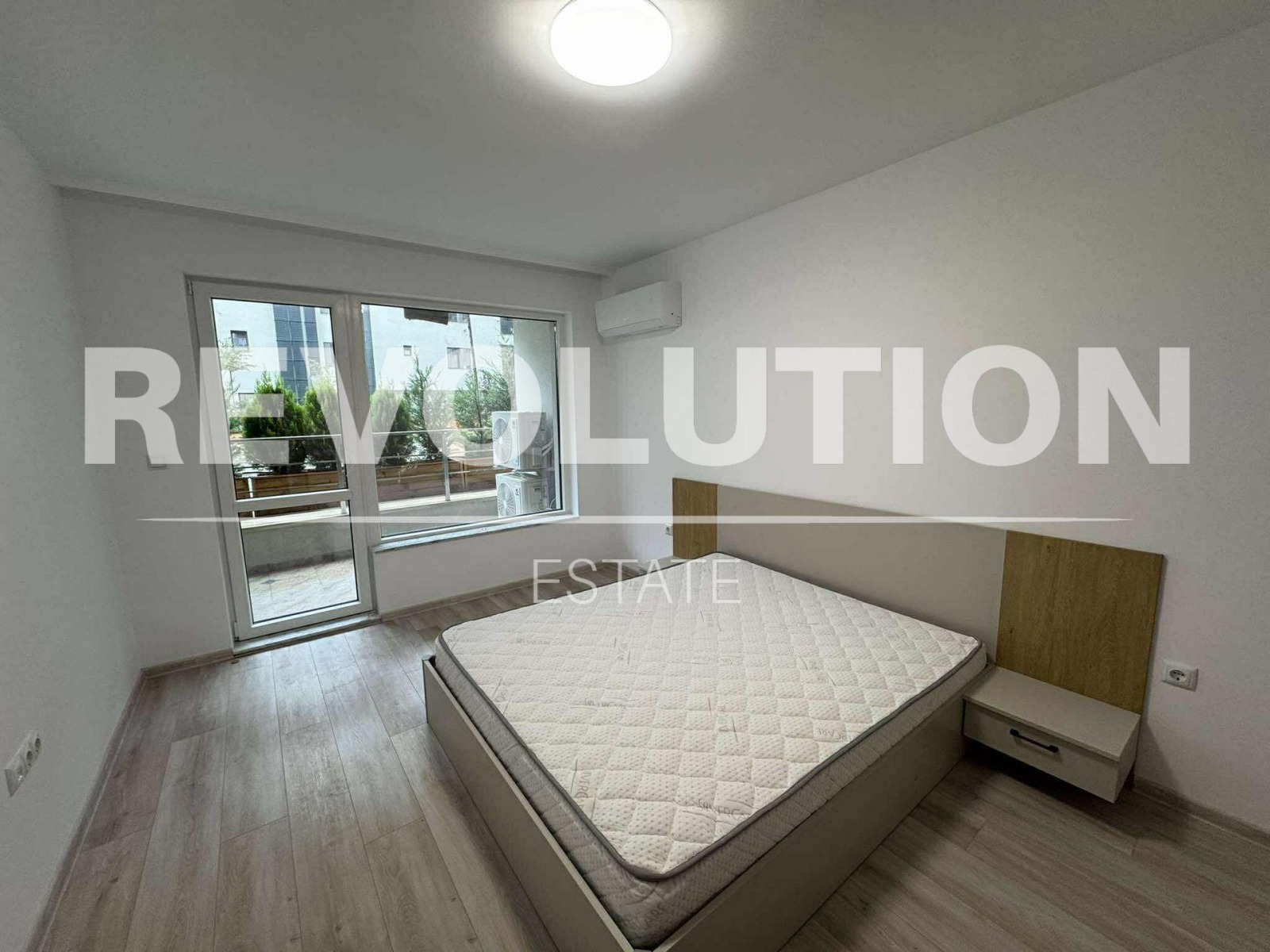 Дава под наем 2-СТАЕН, гр. Варна, Център, снимка 4 - Апартаменти - 53627945