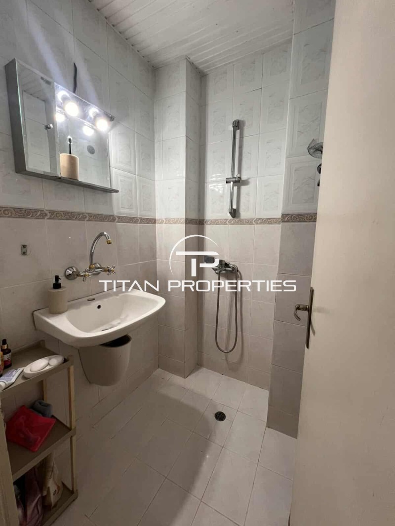 En renta  1 dormitorio Varna , Bazar Levski , 60 metros cuadrados | 64671102 - imagen [10]