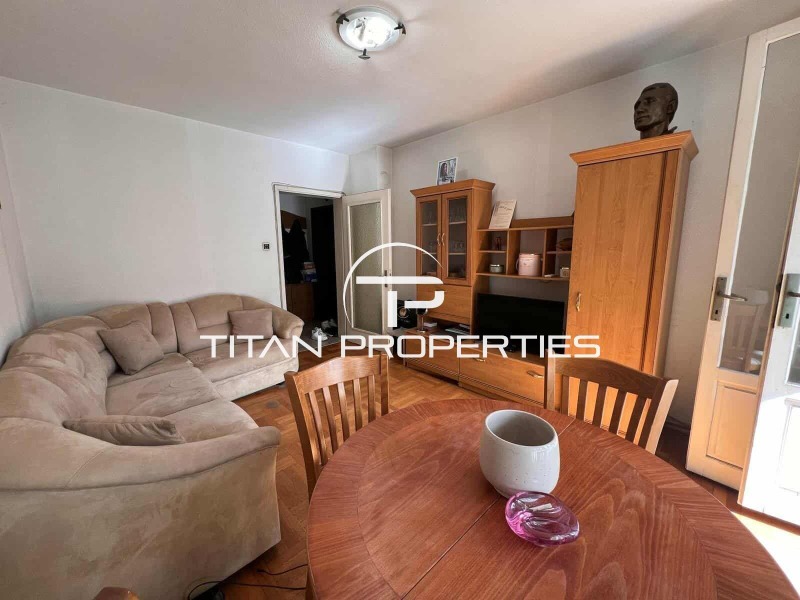 En renta  1 dormitorio Varna , Bazar Levski , 60 metros cuadrados | 64671102 - imagen [2]