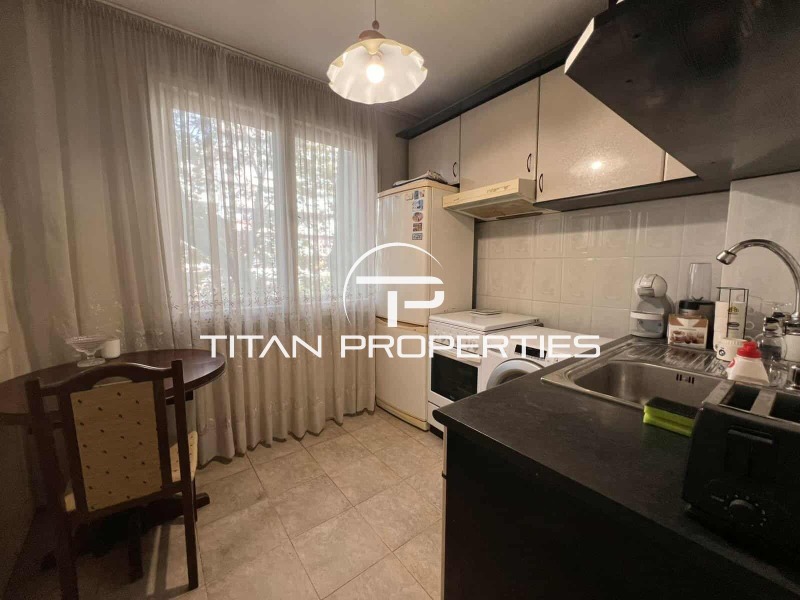 En renta  1 dormitorio Varna , Bazar Levski , 60 metros cuadrados | 64671102 - imagen [5]
