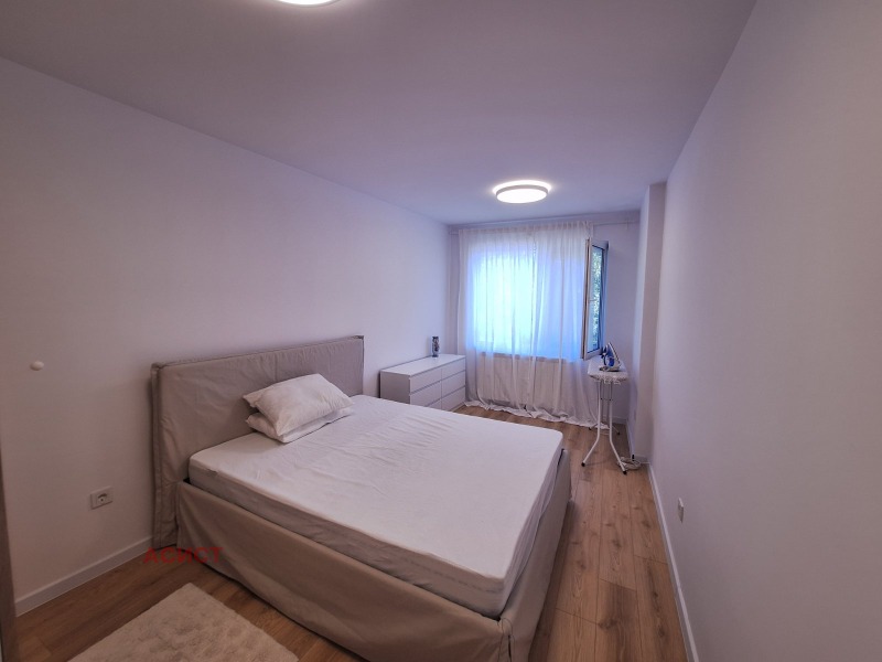 K pronájmu  1 ložnice Sofia , Ovča kupel , 65 m2 | 18148918 - obraz [5]
