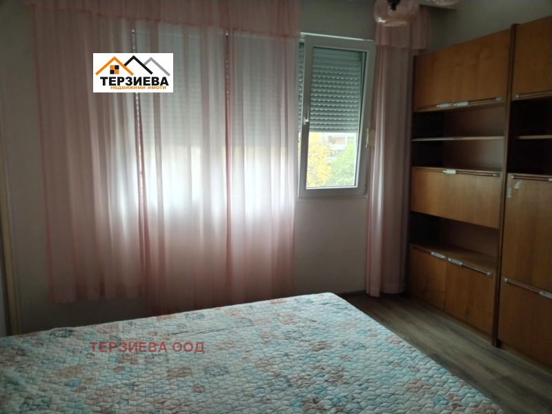 Дава под наем 4-СТАЕН, гр. Стара Загора, Център, снимка 5 - Апартаменти - 52373180