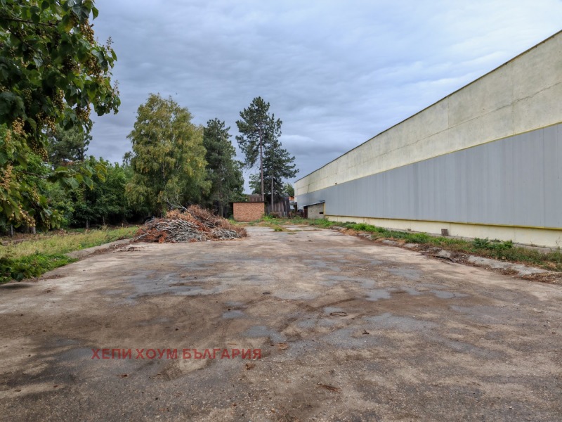 Дава под наем  Склад град Русе , Промишлена зона - Запад , 4500 кв.м | 78518471 - изображение [6]