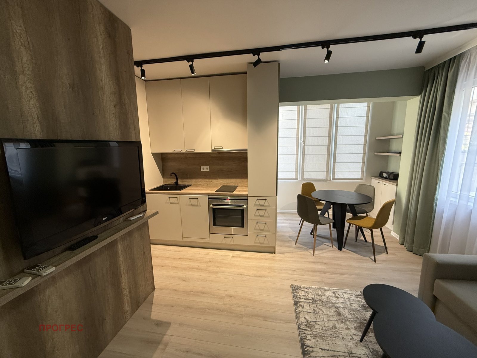 Дава под наем 2-СТАЕН, гр. Пловдив, Център, снимка 3 - Апартаменти - 54325706