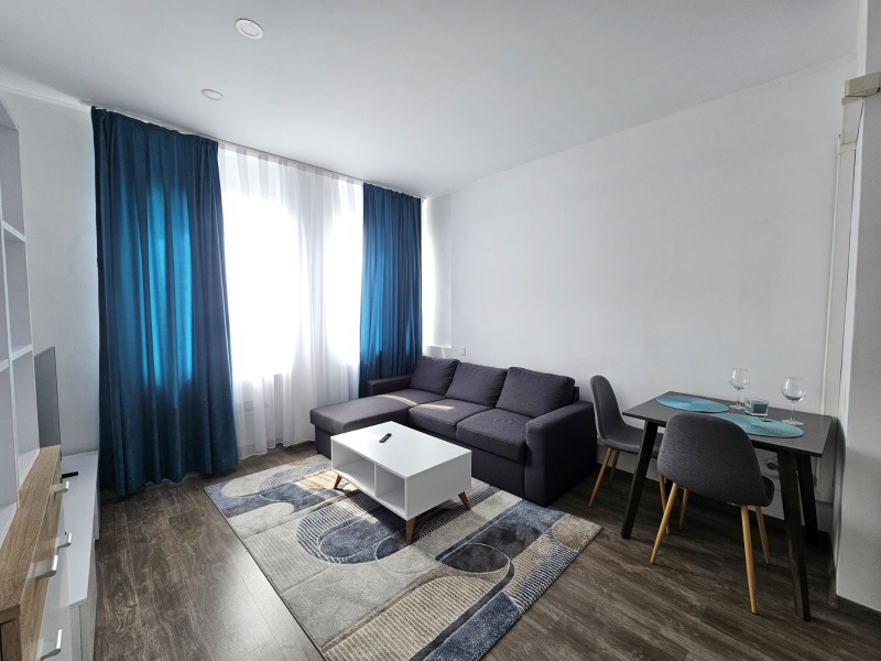 En renta  2 dormitorios Plovdiv , Karshiyaka , 76 metros cuadrados | 27593194