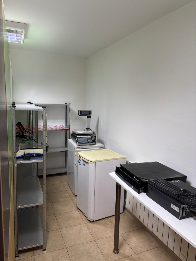 Дава под наем МАГАЗИН, гр. Враца, Дъбника, снимка 11 - Магазини - 52779272