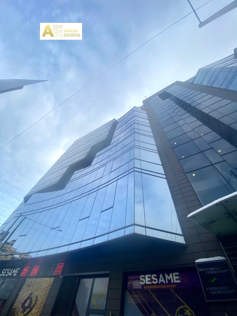 Дава под Наем ОФИС в град София, Гео Милев - 770 кв.м / 7 700 € » 15 059.89 лв., АРОУ ЕСТЕЙТС