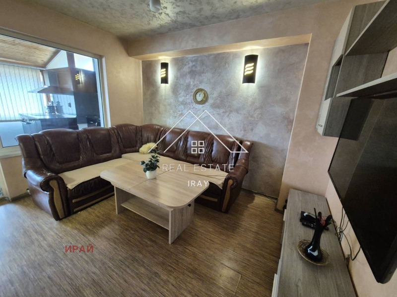 Дава под нем  4-стаен, град Стара Загора, Център •  750 лв. • ID 84886236 — holmes.bg - [1] 