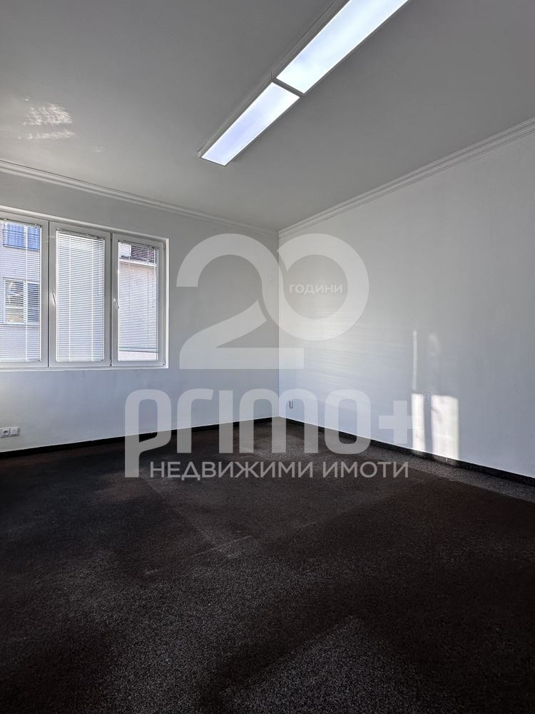 Дава под наем 4-СТАЕН, гр. София, Център, снимка 4 - Апартаменти - 53856968