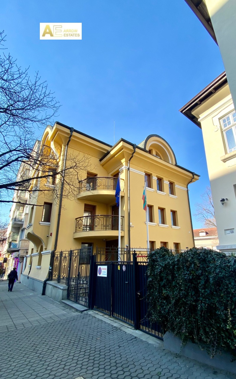 De inchiriat  Birou Sofia , Țentâr , 900 mp | 36304077 - imagine [2]