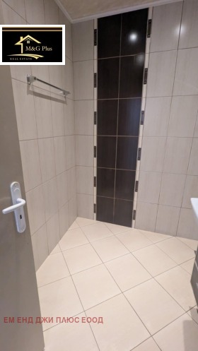 2 спаваће собе Красно село, Софија 11