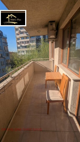 2 спаваће собе Красно село, Софија 10