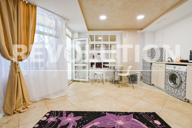 A louer  Studio Sofia , Iztok , 40 m² | 34334656
