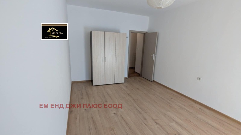 K pronájmu  2 ložnice Sofia , Krasno selo , 90 m2 | 68513642 - obraz [5]
