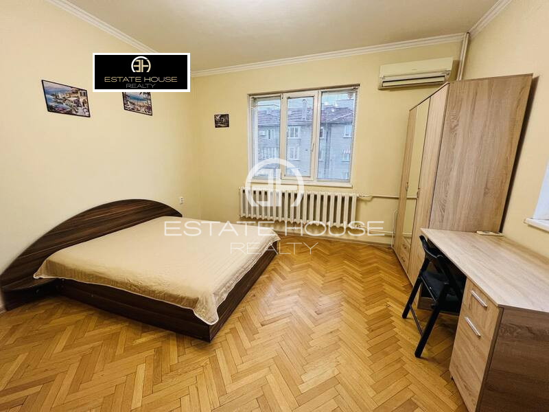 Дава под наем 4-СТАЕН, гр. София, Център, снимка 7 - Апартаменти - 54985598