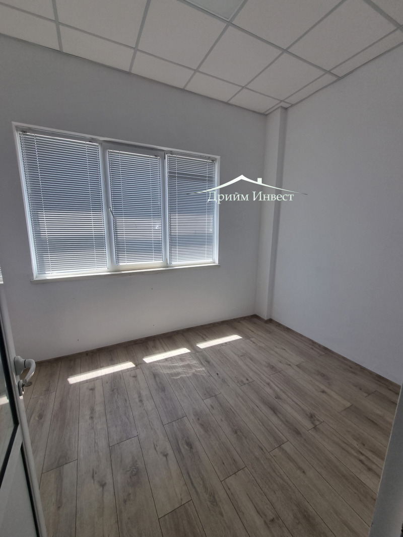K pronájmu  Úložný prostor Plovdiv , Industrialna zona - Jug , 300 m2 | 69453019 - obraz [5]