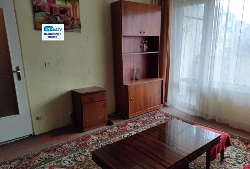 For Rent  Studio Veliko Tarnovo , Zona B , 30 sq.m | 73393551