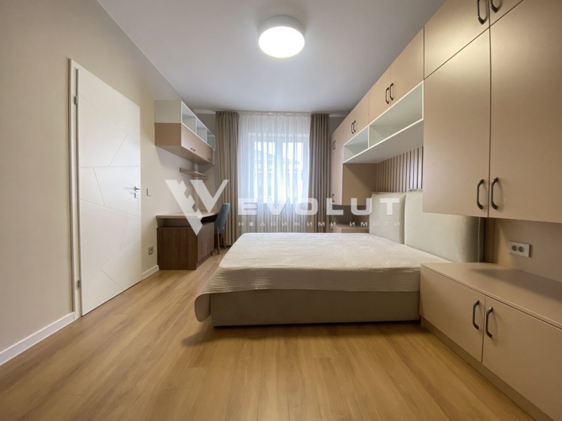 De inchiriat  1 dormitor Sofia , Țentâr , 100 mp | 55321645 - imagine [11]
