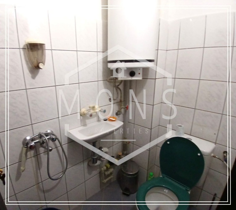 Дава под наем ОФИС, гр. Севлиево, област Габрово, снимка 6 - Офиси - 53564992