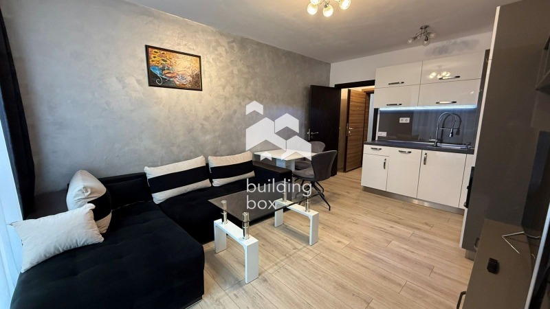 Дава под нем  2-стаен, град Пловдив, Южен •  425 EUR • ID 35872414 — holmes.bg - [1] 