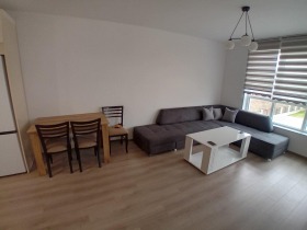 1 chambre Kyutchouk Parij, Plovdiv 1