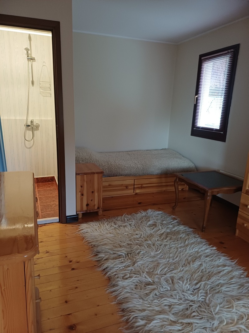 Дава под наем КЪЩА, гр. София, в.з.Киноцентъра, снимка 9 - Къщи - 52590845