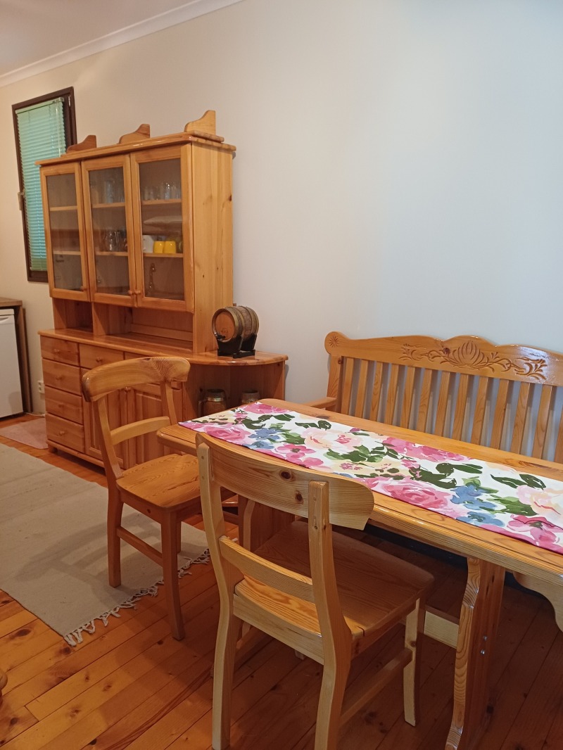 Дава под наем КЪЩА, гр. София, в.з.Киноцентъра, снимка 4 - Къщи - 52590845