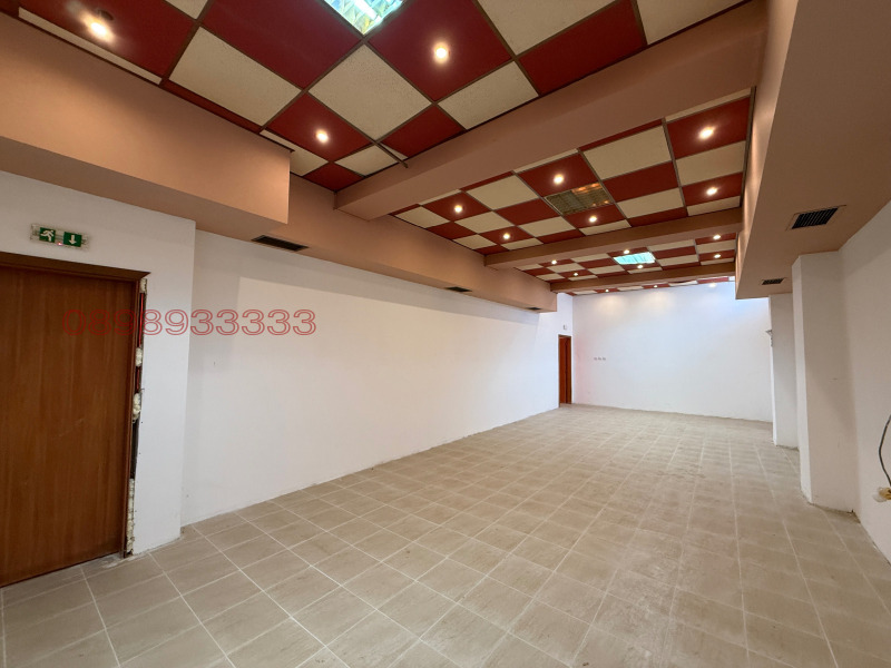 Til leie  Bar; Kaffebar region Varna , Aksakovo , 300 kvm | 75663827 - bilde [2]