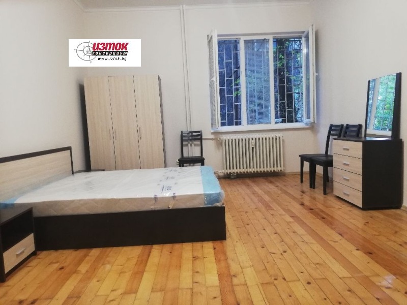 En renta  1 dormitorio Sofia , Doktorski pametnik , 78 metros cuadrados | 96169356 - imagen [4]