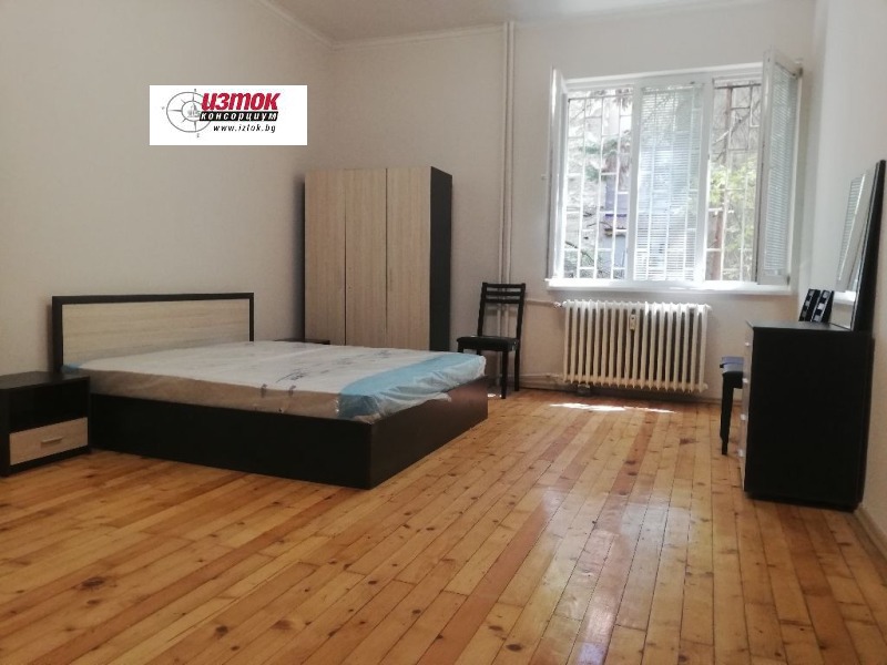 En renta  1 dormitorio Sofia , Doktorski pametnik , 78 metros cuadrados | 96169356 - imagen [5]
