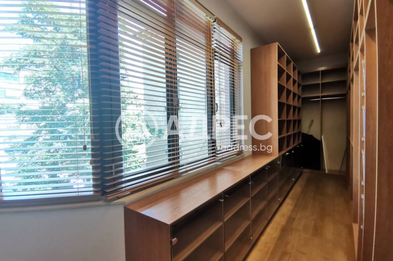 Do wynajęcia  2 sypialnie Sofia , Centar , 230 mkw | 45358683 - obraz [14]