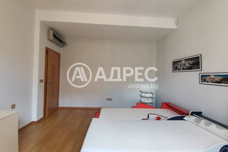 Do wynajęcia  2 sypialnie Sofia , Centar , 230 mkw | 45358683 - obraz [16]