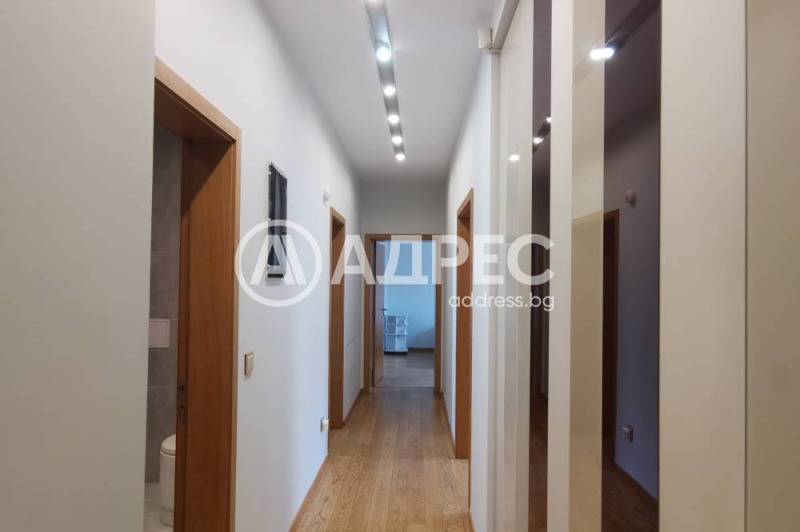 Do wynajęcia  2 sypialnie Sofia , Centar , 230 mkw | 45358683 - obraz [8]