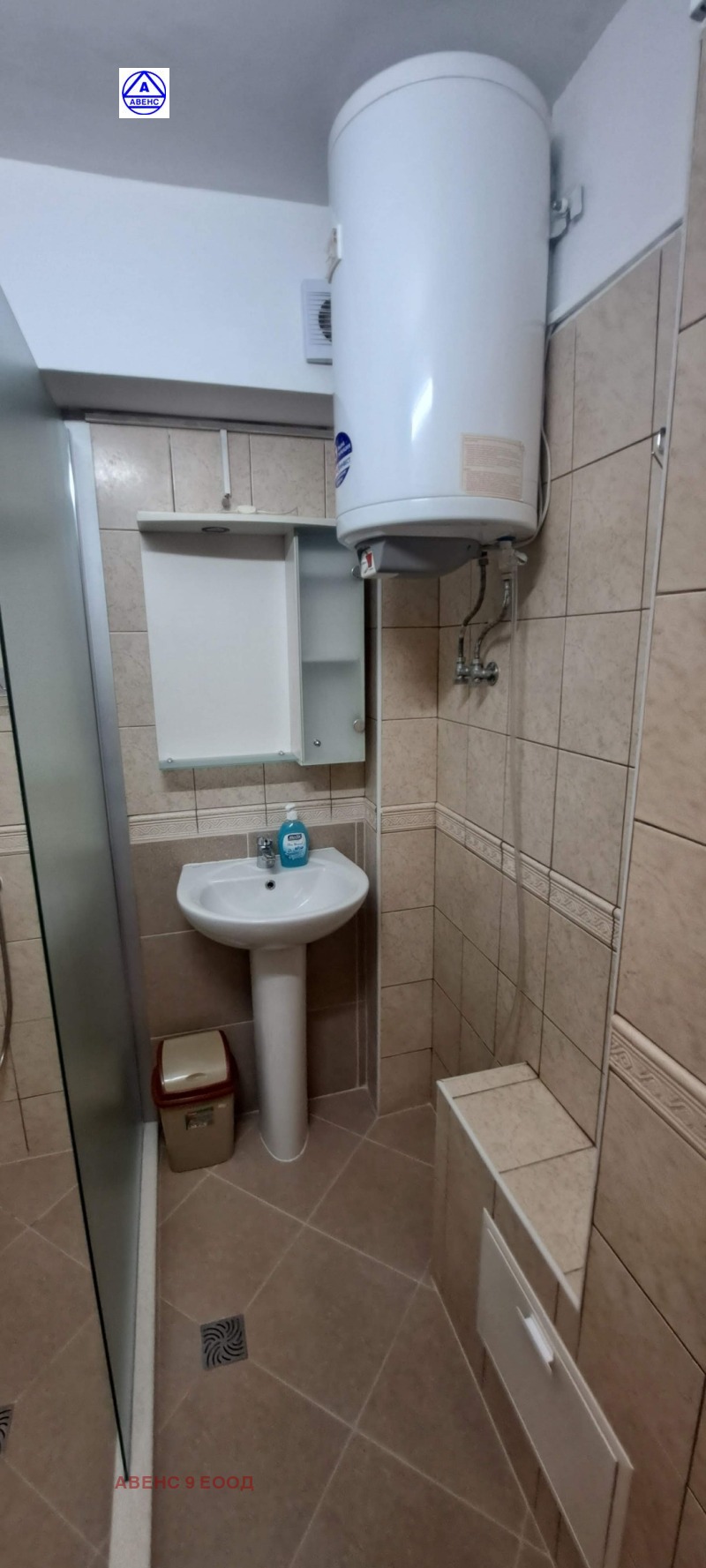 Дава под наем 3-СТАЕН, гр. Плевен, Широк център, снимка 15 - Апартаменти - 52481180