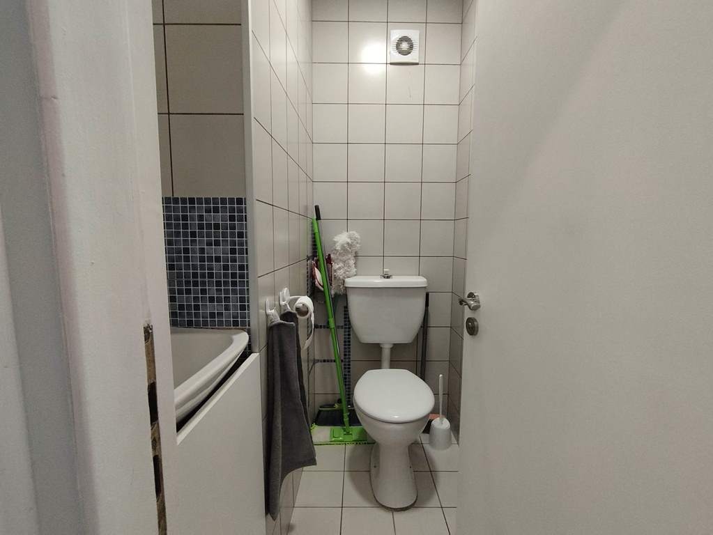 Дава под наем 4-СТАЕН, гр. София, Света Троица, снимка 16 - Апартаменти - 53862577