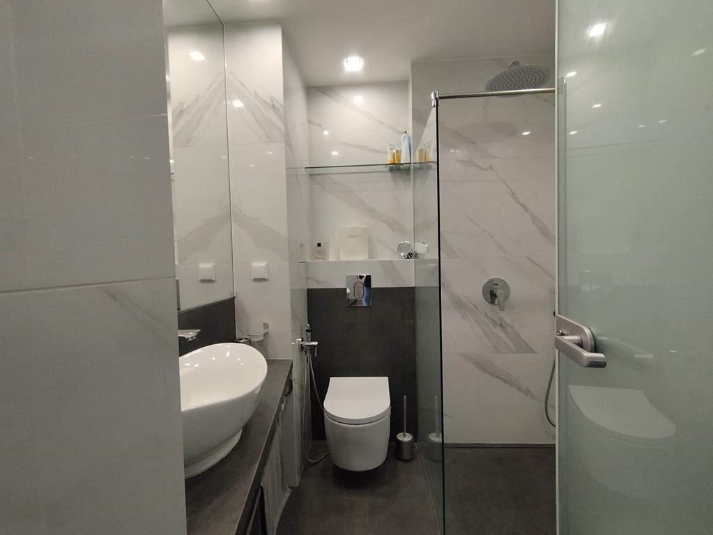 Дава под наем 4-СТАЕН, гр. София, Света Троица, снимка 7 - Апартаменти - 53862577