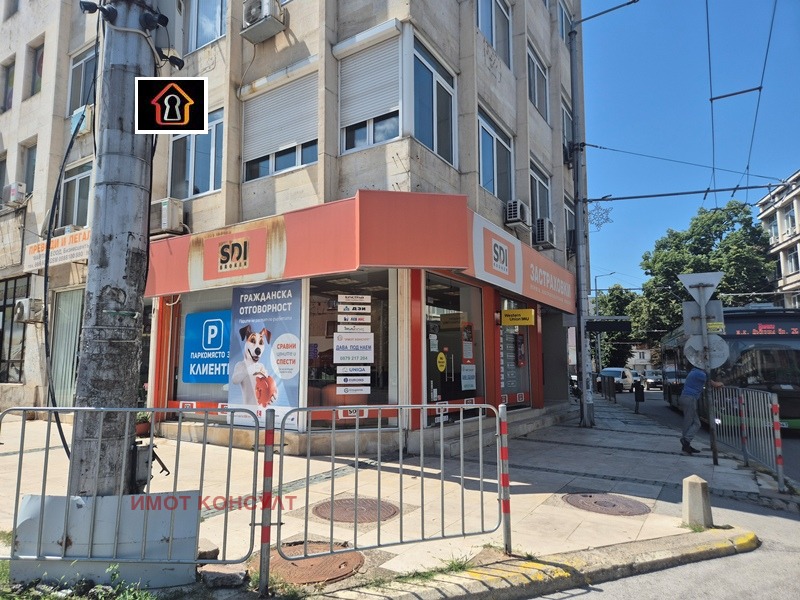 Дава под наем ОФИС, гр. Враца, Център