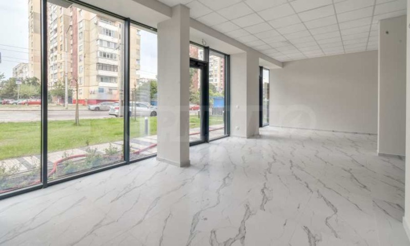De inchiriat  Magazin Sofia , Liulin 5 , 227 mp | 28386139 - imagine [2]