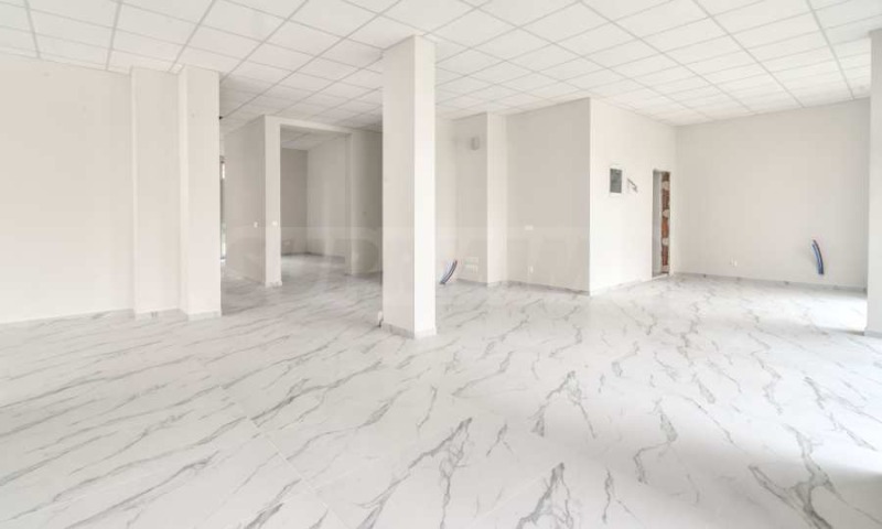 De inchiriat  Magazin Sofia , Liulin 5 , 227 mp | 28386139 - imagine [4]