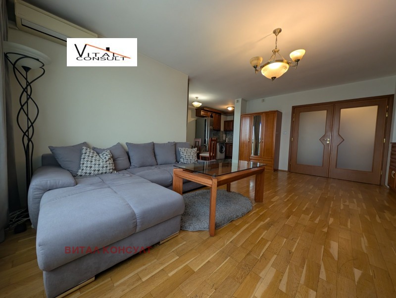Дава под нем  2-стаен, град София, Младост 1 •  700 EUR • ID 44558823 — holmes.bg - [1] 