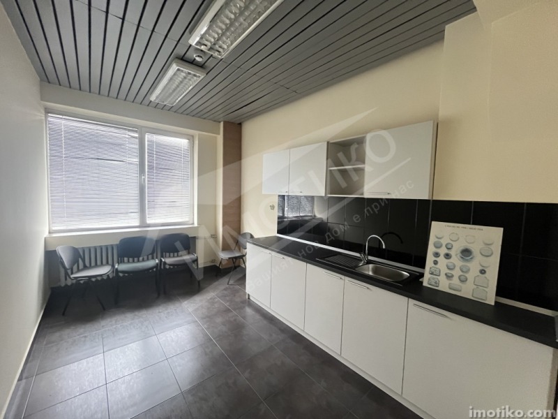 Do wynajęcia  Biuro Sofia , Baniszora , 255 mkw | 34673978 - obraz [2]