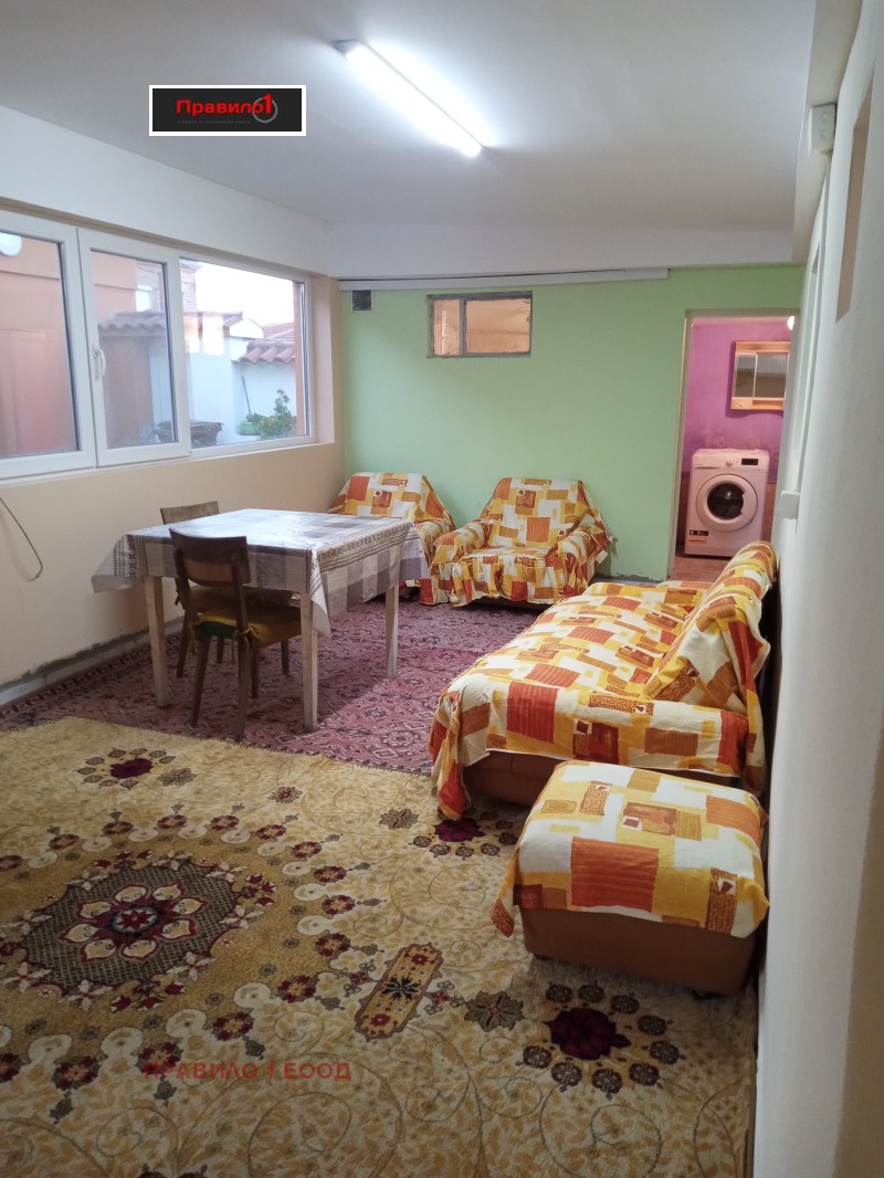 Дава под наем КЪЩА, с. Царацово, област Пловдив, снимка 2 - Къщи - 52257739