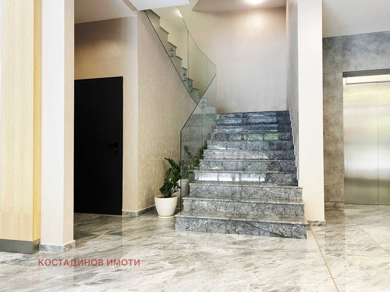 Дава под наем ОФИС, гр. Пловдив, Център, снимка 5 - Офиси - 54141041