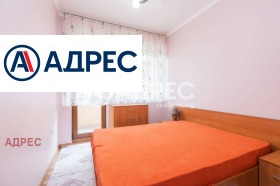 2-стаен град Варна, Център 4