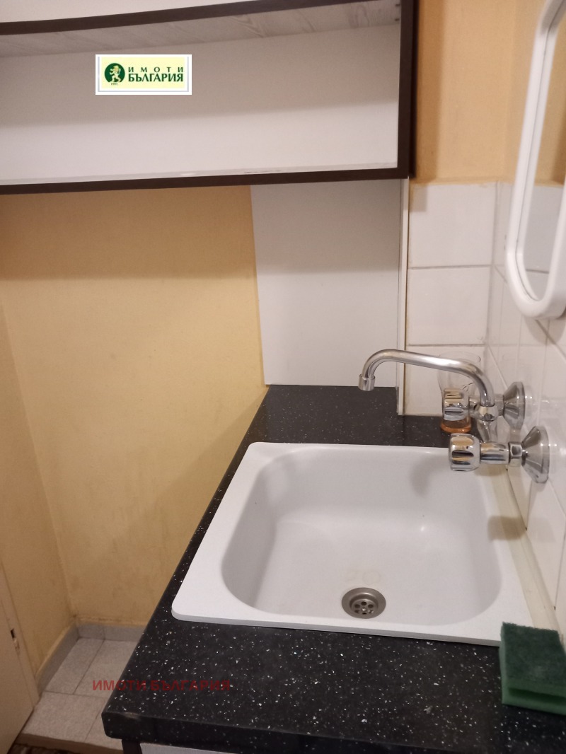 Издаје се  Студио Варна , Зимно кино Тракија , 22 м2 | 98654227 - слика [8]