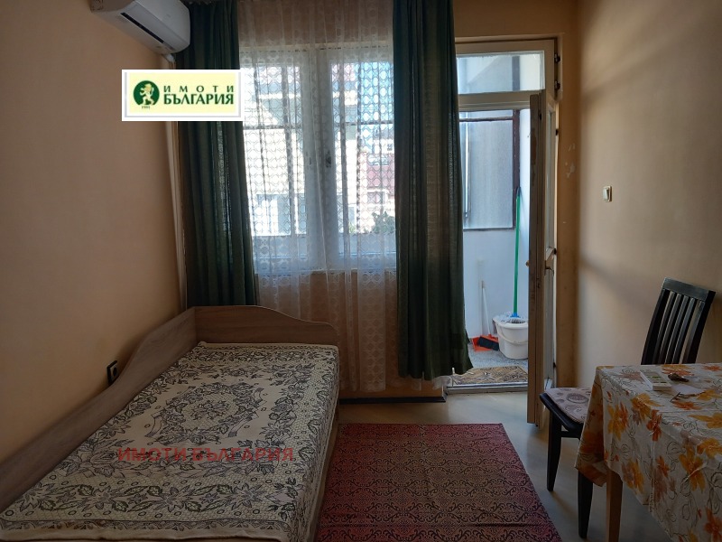 Издаје се  Студио Варна , Зимно кино Тракија , 22 м2 | 98654227