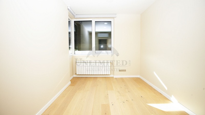 Para alugar  Mais de 3 quartos Sofia , Iztok , 320 m² | 28676853 - imagem [17]