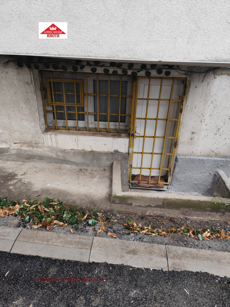 Дава под наем АТЕЛИЕ, ТАВАН, гр. София, Център, снимка 15 - Апартаменти - 53347956