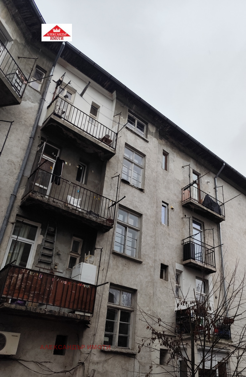 Дава под наем АТЕЛИЕ, ТАВАН, гр. София, Център, снимка 14 - Апартаменти - 53347956